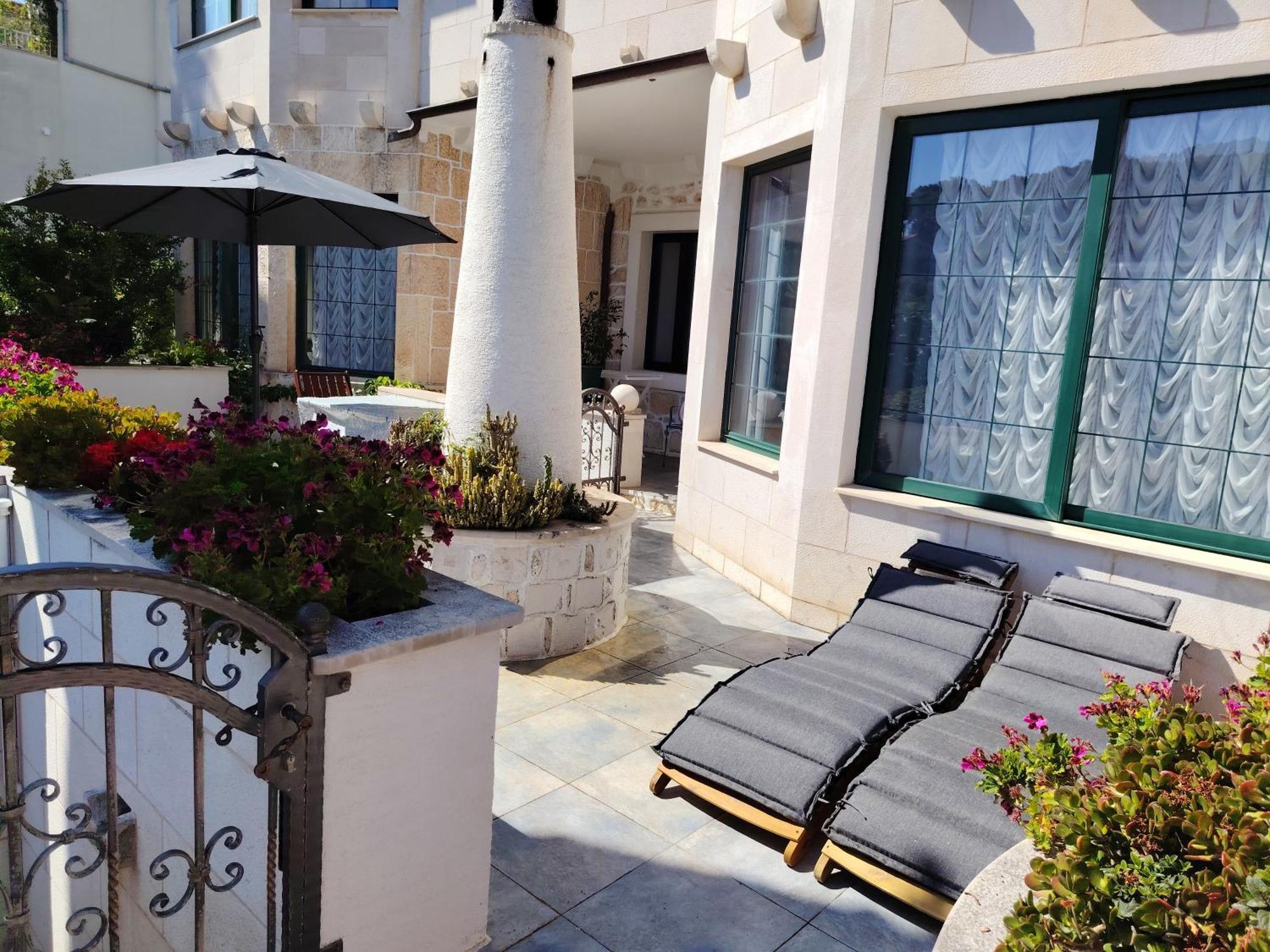 Apartments Villa Domus Marini Хвар Екстериор снимка